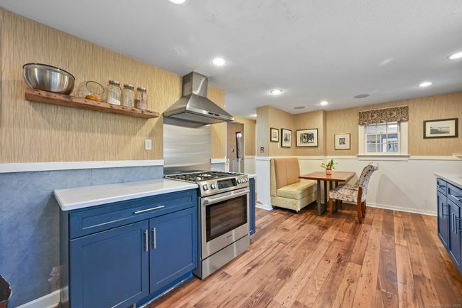 2214 Huntington Tpke, House other with 3 bedrooms, 2 bathrooms and null parking in Trumbull CT | Image 11