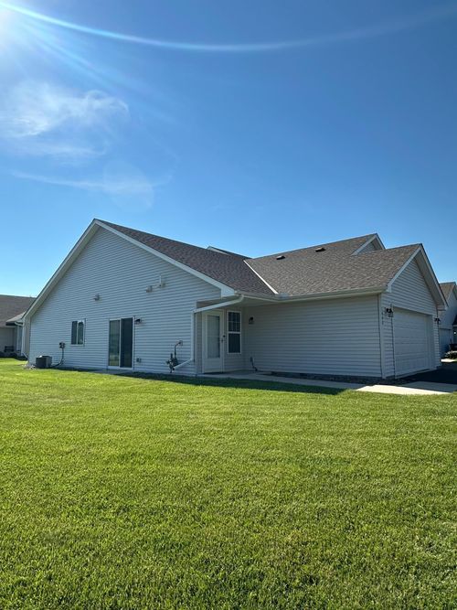 1608 16th Ave N, Princeton, MN, 55371-2000 | Card Image