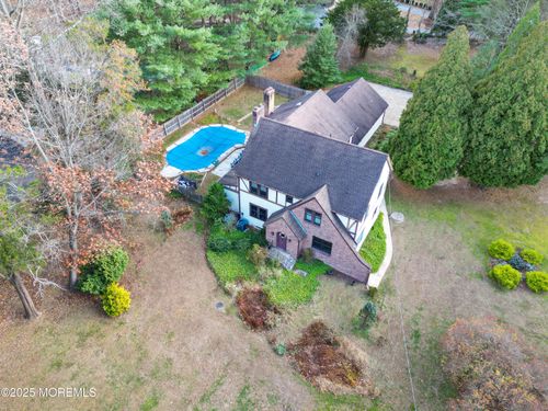 1 Darby Rd, East Brunswick, NJ, 08816-3408 | Card Image