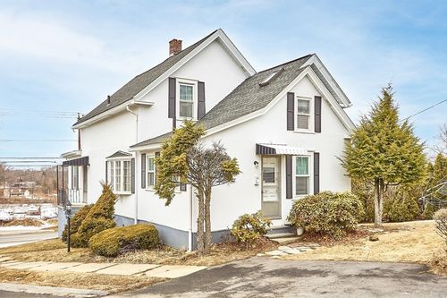 4 Winter St, Clinton, MA, 01510-4004 | Card Image