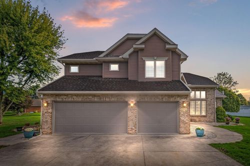 109 Duck Pond Rd, Upper Sandusky, OH, 43351-9611 | Card Image