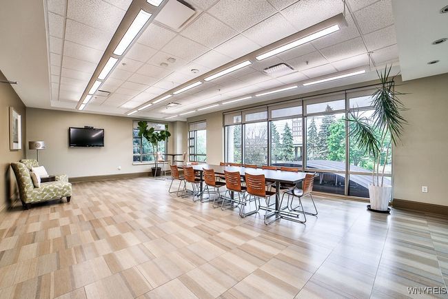 Meeting Room | Image 22