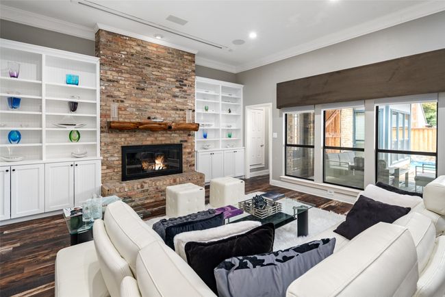 4315 Creekmeadow Dr, House other with 4 bedrooms, 3 bathrooms and null parking in Dallas TX | Image 8