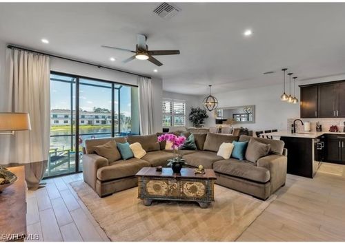 7580 Carnegie Way, NAPLES, FL, 34119-9840 | Card Image