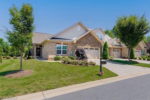 2926 York Place Dr, Walkertown, NC, 27051-9394 | Card Image