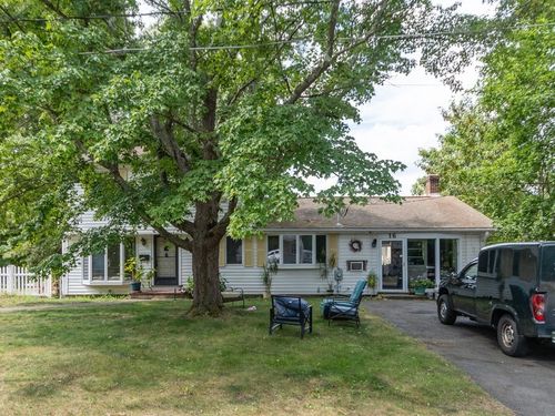 16 Burrill St, Walpole, MA, 02081 | Card Image