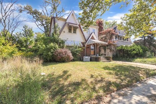 9400 Meyers Rd, Detroit, MI, 48228-2634 | Card Image