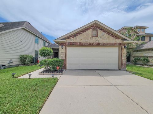 10714 Sun River Falls Dr, Humble, TX, 77396-4773 | Card Image