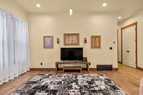 1851 Whitefish Ranch Rd, Whitefish, MT, 59937-9175 | Card Image