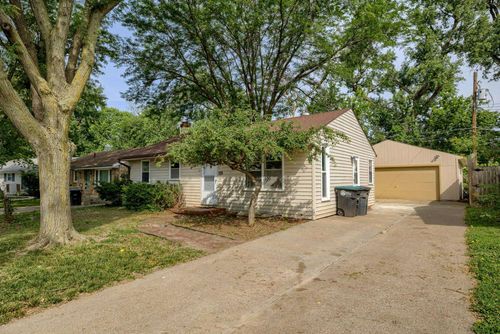 7622 Sherman Drive, Omaha, NE, 68134 | Card Image
