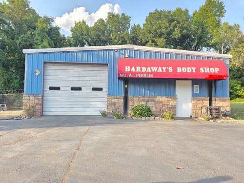 602 W Peebles Rd, Memphis, TN, 38109-2634 | Card Image