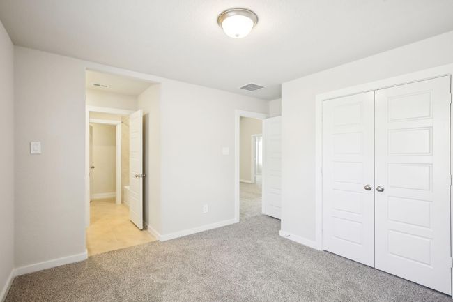 Photo is not of the actual home but is an inspirational photo of builder’s model home and may depict options, furnishings, and/or decorator features that are not included. | Image 38