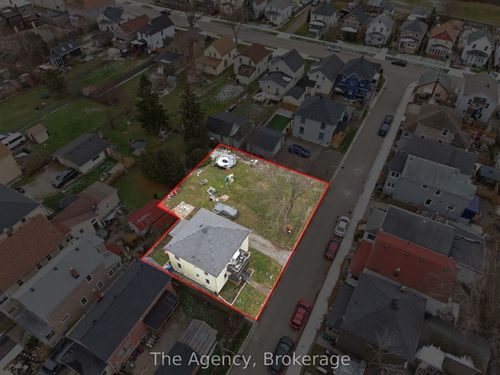 11 Patsy Ave, Welland, ON, L3B3M1 | Card Image