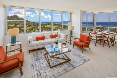 3101-2600 Pualani Way, Honolulu, HI, 96815-3940 | Card Image