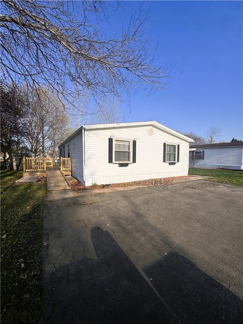 239 Sunset Drive, Clarendon, NY, 14470 | Card Image
