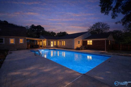 1411 11th Ave Se, Decatur, AL, 35601-4237 | Card Image