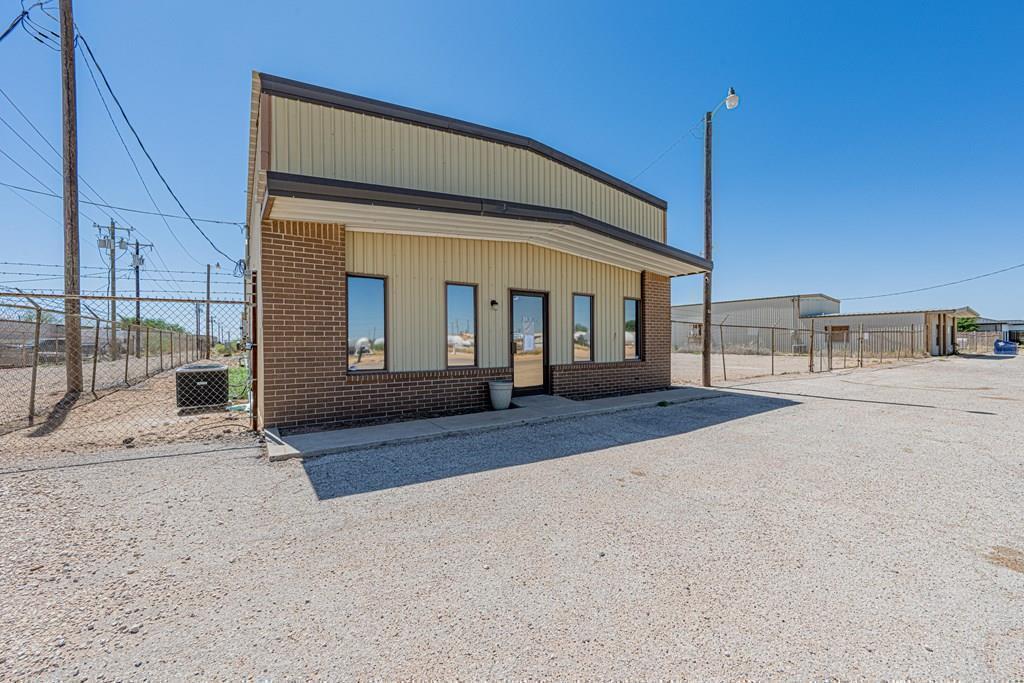 Commercial Sale in Odessa