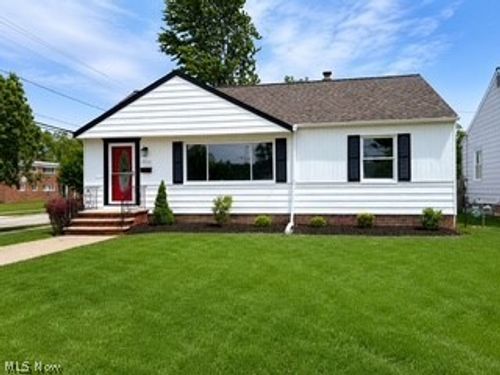 5065 Melody Ln, Willoughby, OH, 44094-4311 | Card Image