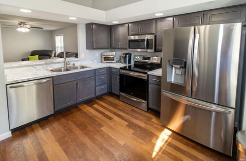 5871 Riverwalk Cir, Newburgh, IN, 47630-8842 | Card Image