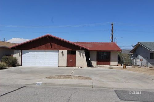 808 W Atkins Ave, Ridgecrest, CA, 93555-2408 | Card Image