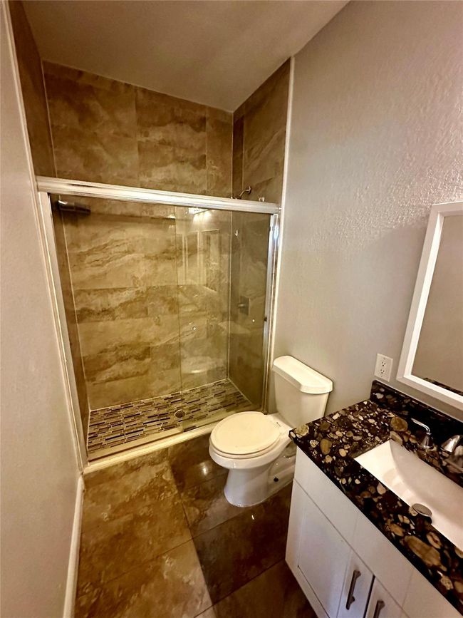 739 Nw 2 Nd Ave, Home with 3 bedrooms, 2 bathrooms and null parking in Fort Lauderdale FL | Image 12