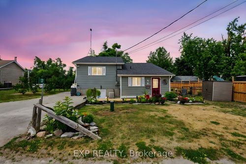 13 3rd St, Dunsford, ON, K0M1L0 | Card Image