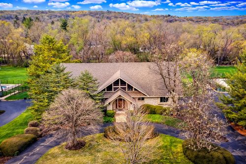 38W710 Bonnie Ct, St Charles, IL, 60175-6088 | Card Image