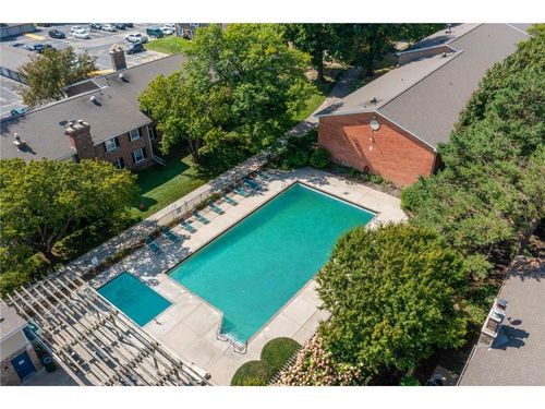 5-810 Old Settlers Trl, Hopkins, MN, 55343-8039 | Card Image