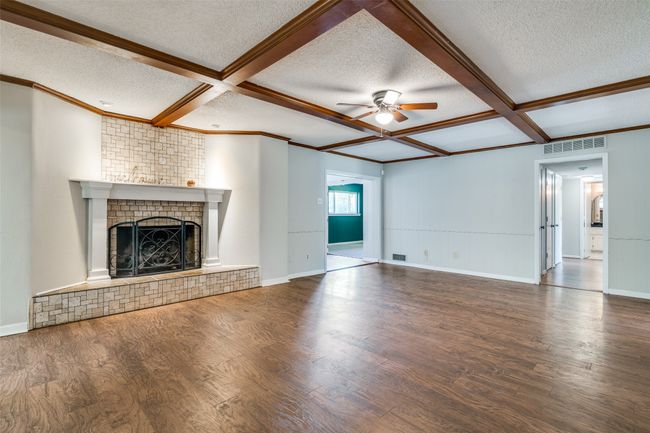 1601 Lexington Dr, House other with 4 bedrooms, 3 bathrooms and null parking in Garland TX | Image 5