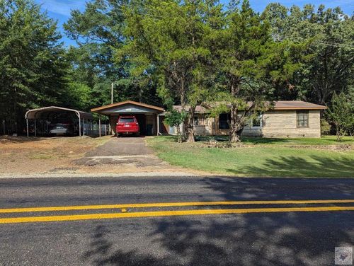 403 Daingerfield St, Naples, TX, 75568-5866 | Card Image