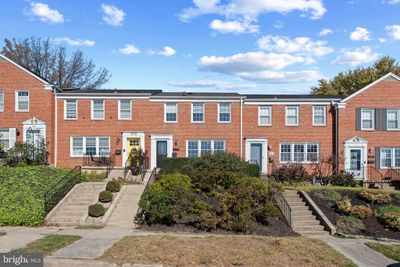 1572 Dellsway Road, Townhouse with 3 bedrooms, 2 bathrooms and null parking in TOWSON MD | Image 2