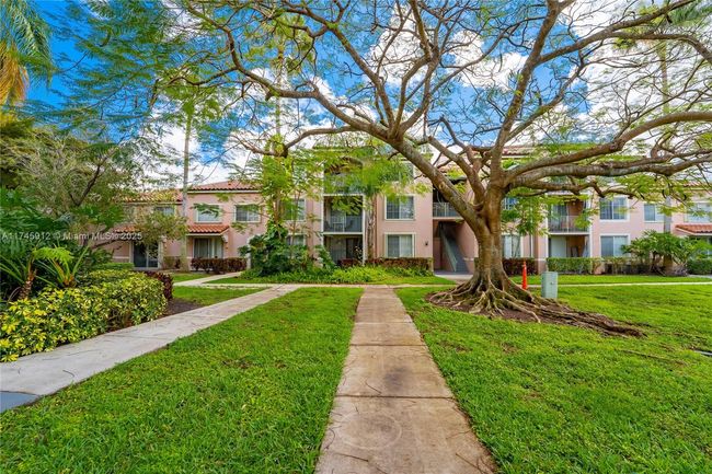 APT-112 - 12178 Saint Andrews Pl, Condo with 3 bedrooms, 3 bathrooms and null parking in Miramar FL | Image 30