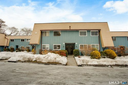 1452-1452 Melville Ave, Fairfield, CT, 06825-2021 | Card Image