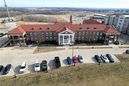 3500 N Village Suite 266 Drive, St Joseph, MO, 64506 | Card Image