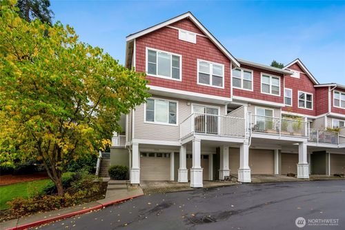 207-2800 Sw Raymond St, Seattle, WA, 98126-2944 | Card Image