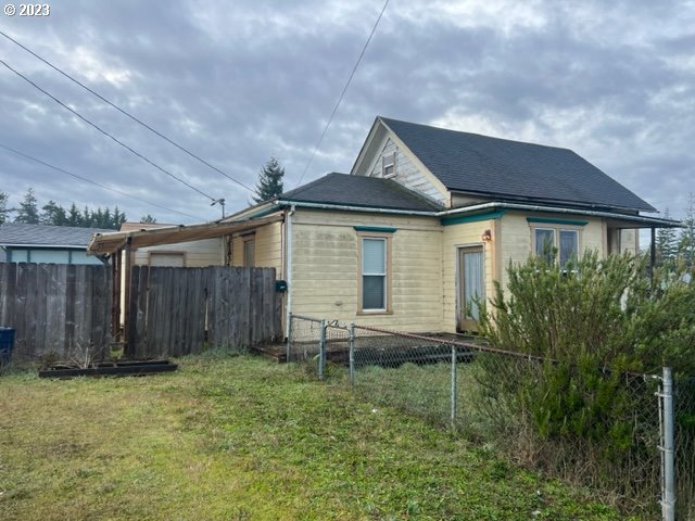 Baxter St, Coquille, OR 97423
