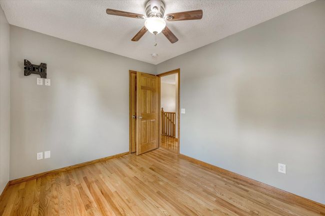 Upper level BR 3 | Image 32