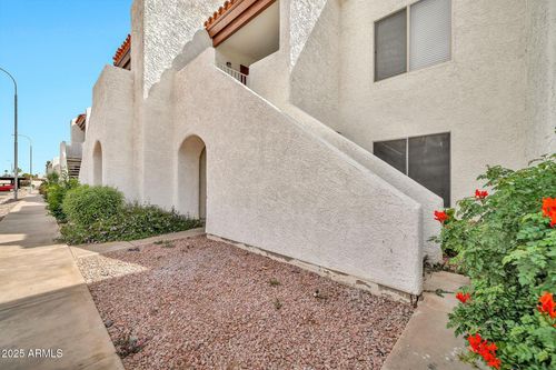 2102-4730 W Northern Ave, Glendale, AZ, 85301-1584 | Card Image