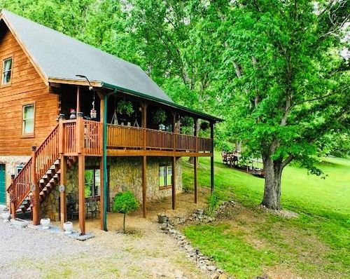 408 Glade Hill Dr, Lebanon, VA, 24266-6738 | Card Image
