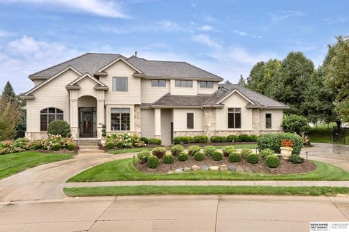 805 N 132nd Ave, Omaha, NE, 68154-5173 | Card Image