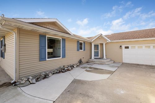 7754 Saint Joe Road, Fort Wayne, IN, 46835 | Card Image