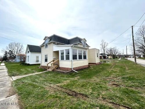 317 N 2nd St, North Baltimore, OH, 45872-1107 | Card Image