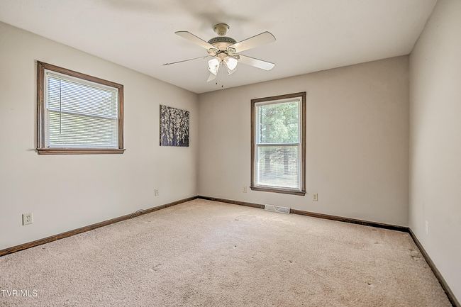 646 Meadow View Rd, House other with 4 bedrooms, 2 bathrooms and null parking in Bristol TN | Image 36