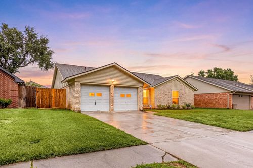 2306 Townhall Ln, Katy, TX, 77449-3605 | Card Image