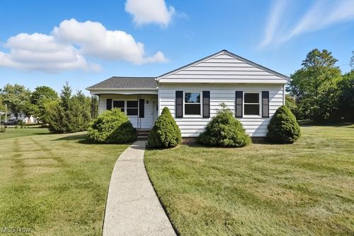 181 Boston Mills Rd, Hudson, OH, 44236-2145 | Card Image
