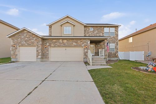 8224 Oak Vista Dr, West Jordan, UT, 84081-1843 | Card Image