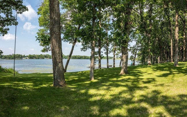 Area by lakeshore | Image 8