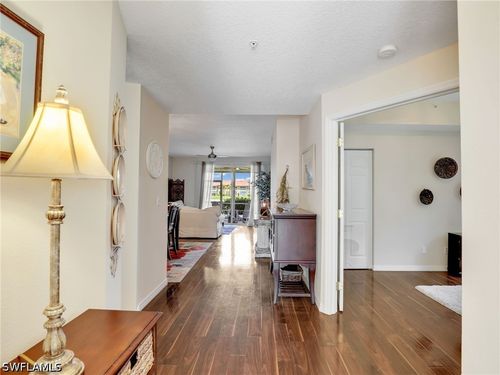 104-6670 Huntington Lakes Cir, NAPLES, FL, 34119-7986 | Card Image