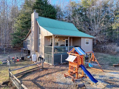 531 Wikle Road, Hayesville, NC, 28904 | Card Image