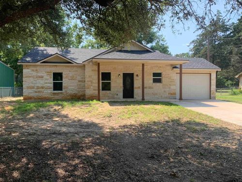 10731 Circle Point, Frankston, TX, 75763 | Card Image